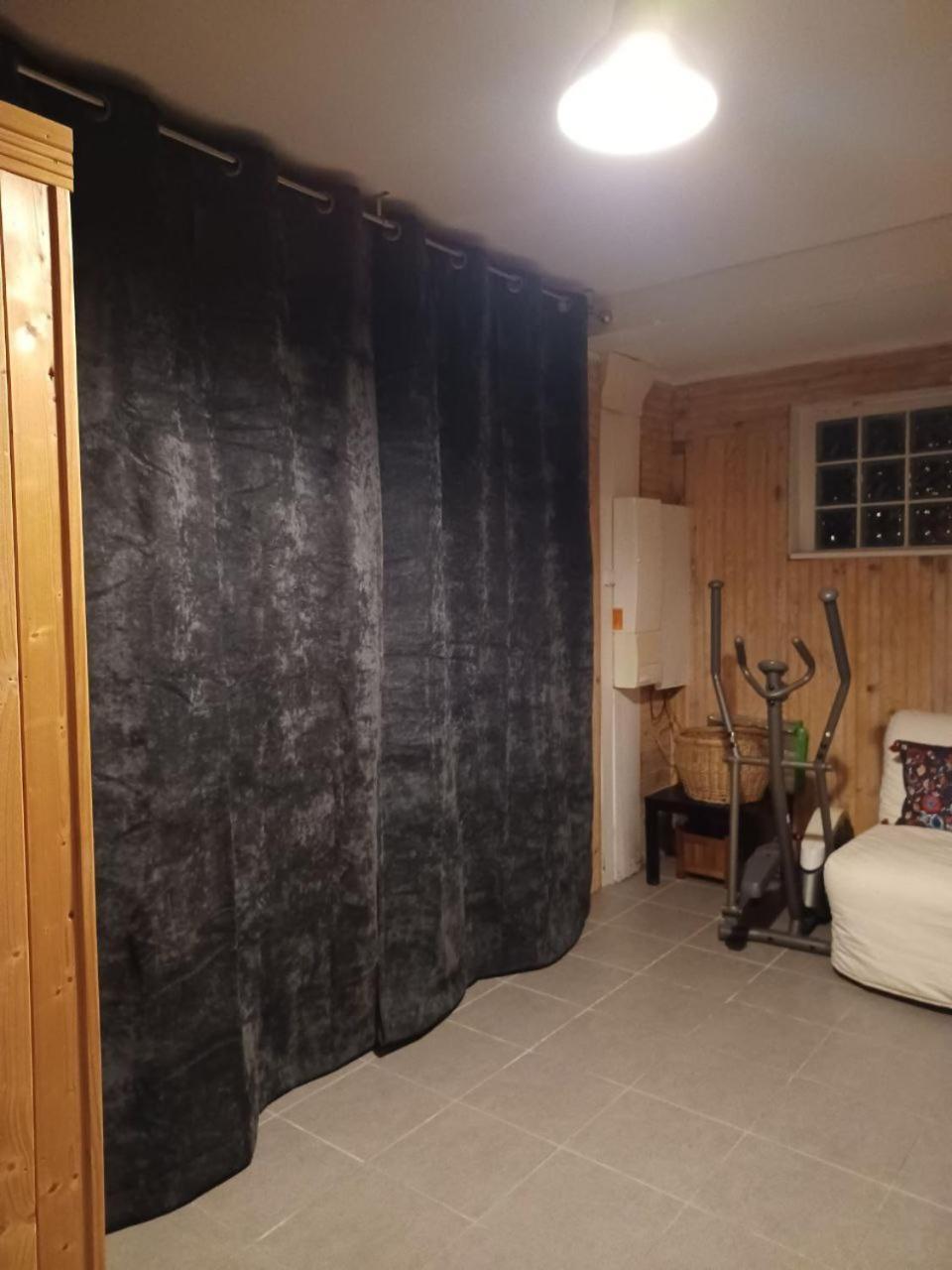 吉维尼贝利拉拉度假屋 圣皮埃尔拉吉尔 外观 照片